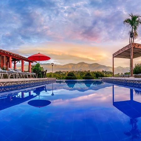 Hotel Campestre Solar De La Luna Albania  외부 사진