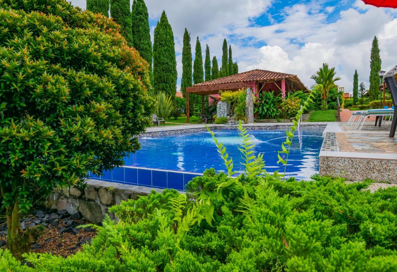 Hotel Campestre Solar De La Luna Albania  외부 사진