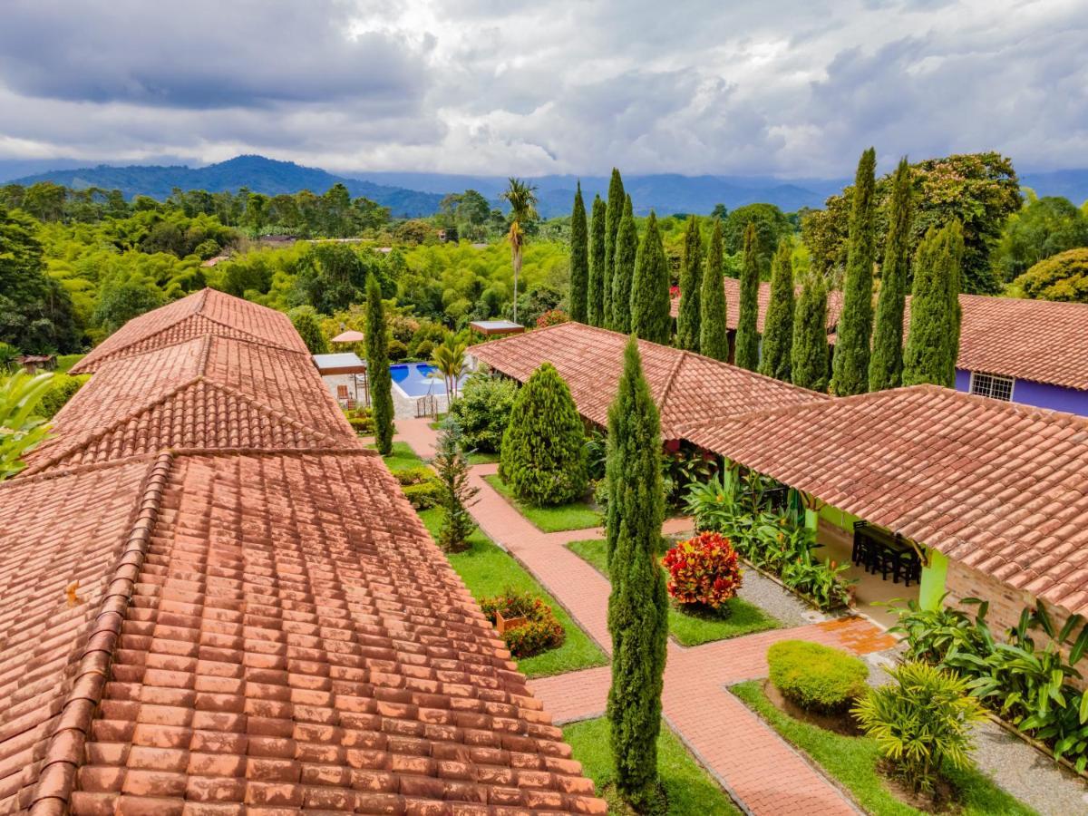 Hotel Campestre Solar De La Luna Albania  외부 사진