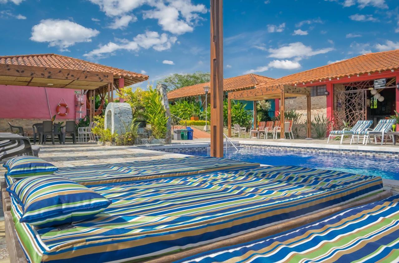 Hotel Campestre Solar De La Luna Albania  외부 사진