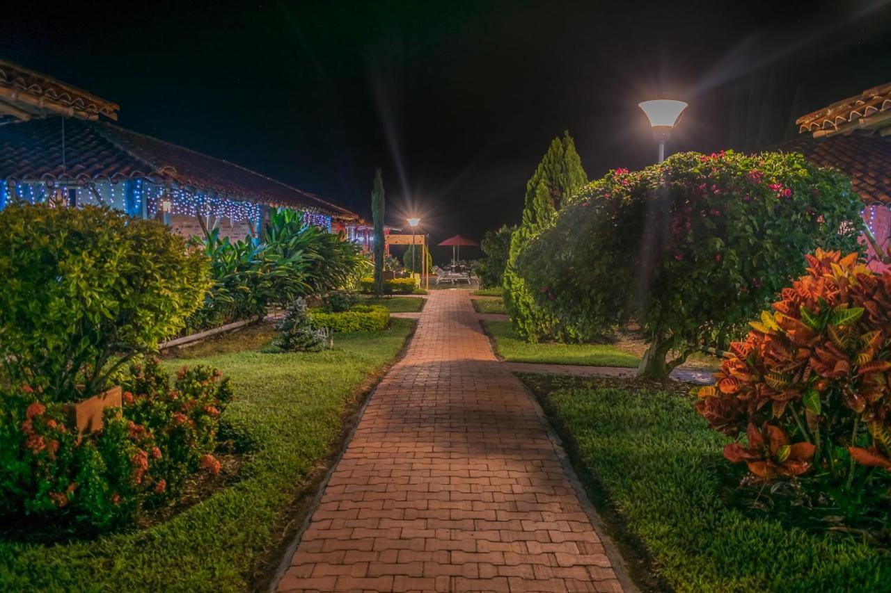 Hotel Campestre Solar De La Luna Albania  외부 사진